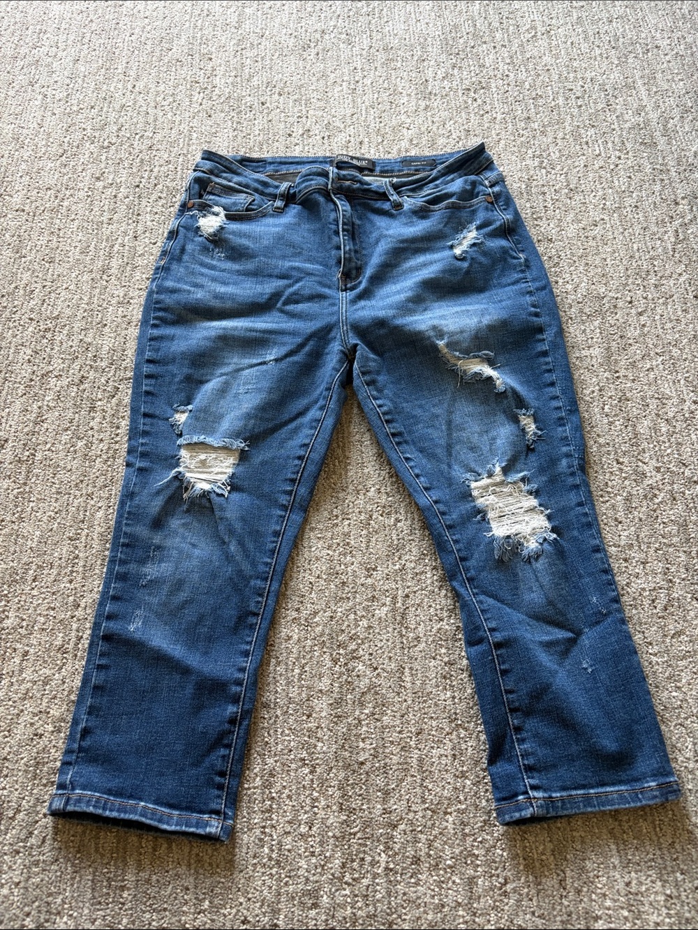 Judy Blue Distressed Dark Blue Capri Fit Jeans
